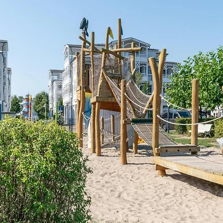 Moderne Helle Mit Balkon In Apartment *