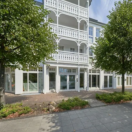Apartment Moderne Helle Mit Balkon In *