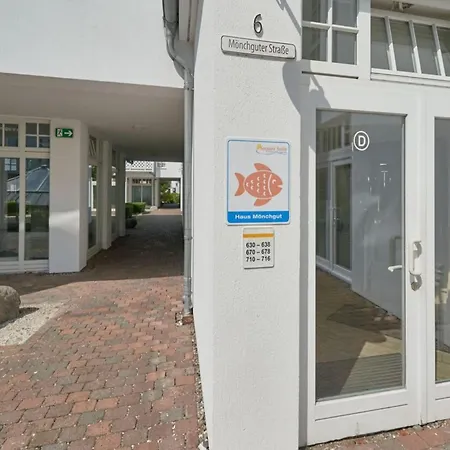 Moderne Helle Mit Balkon In Apartment